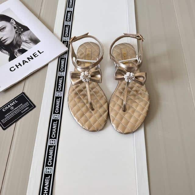 Chanel Gold Quilted Leather With White Camellia Cc Logo Bow Thong Sandals view 11
