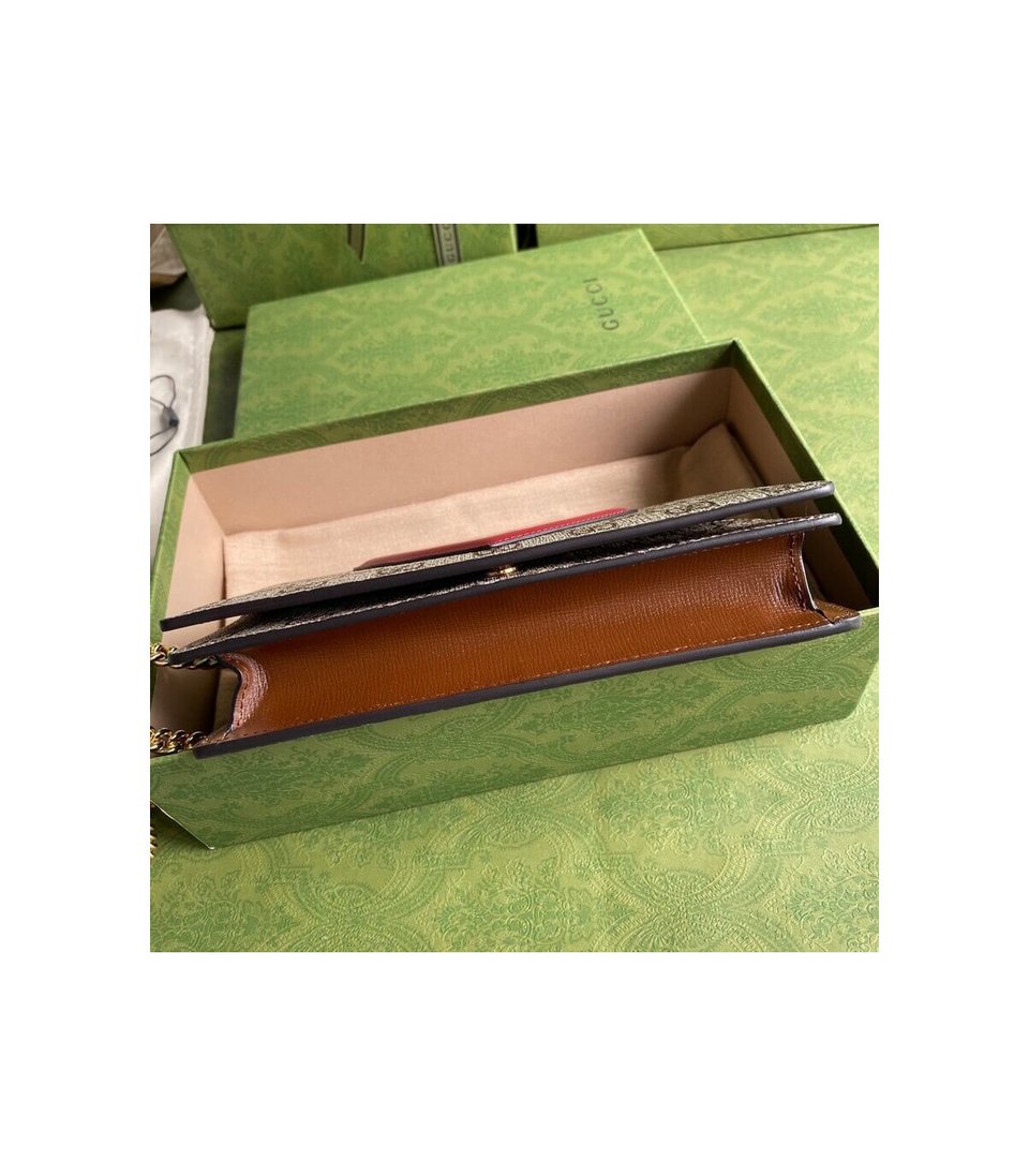 Gucci Valentine’s Day Chain Card Case Wallet view 5