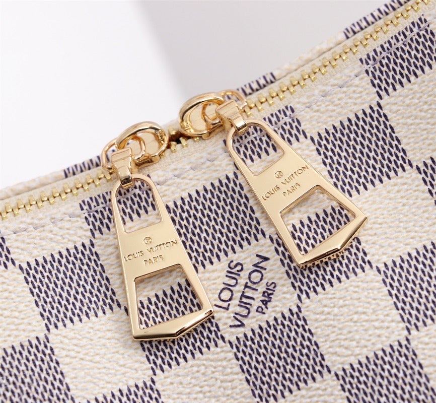 Louis Vuitton Lymington 35 Cm view 7