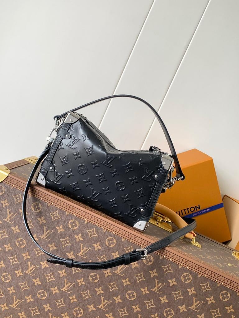 Louis Vuitton Side Trunk MM Black 23.5/9.3in M14572 view 8