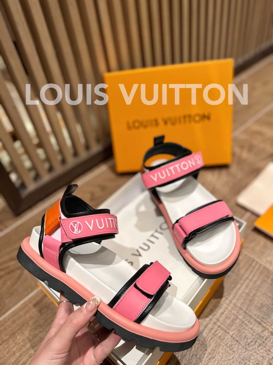 Louis Vuitton Pool Pillow Comfort Sandals Pink 1A9Oci view 9