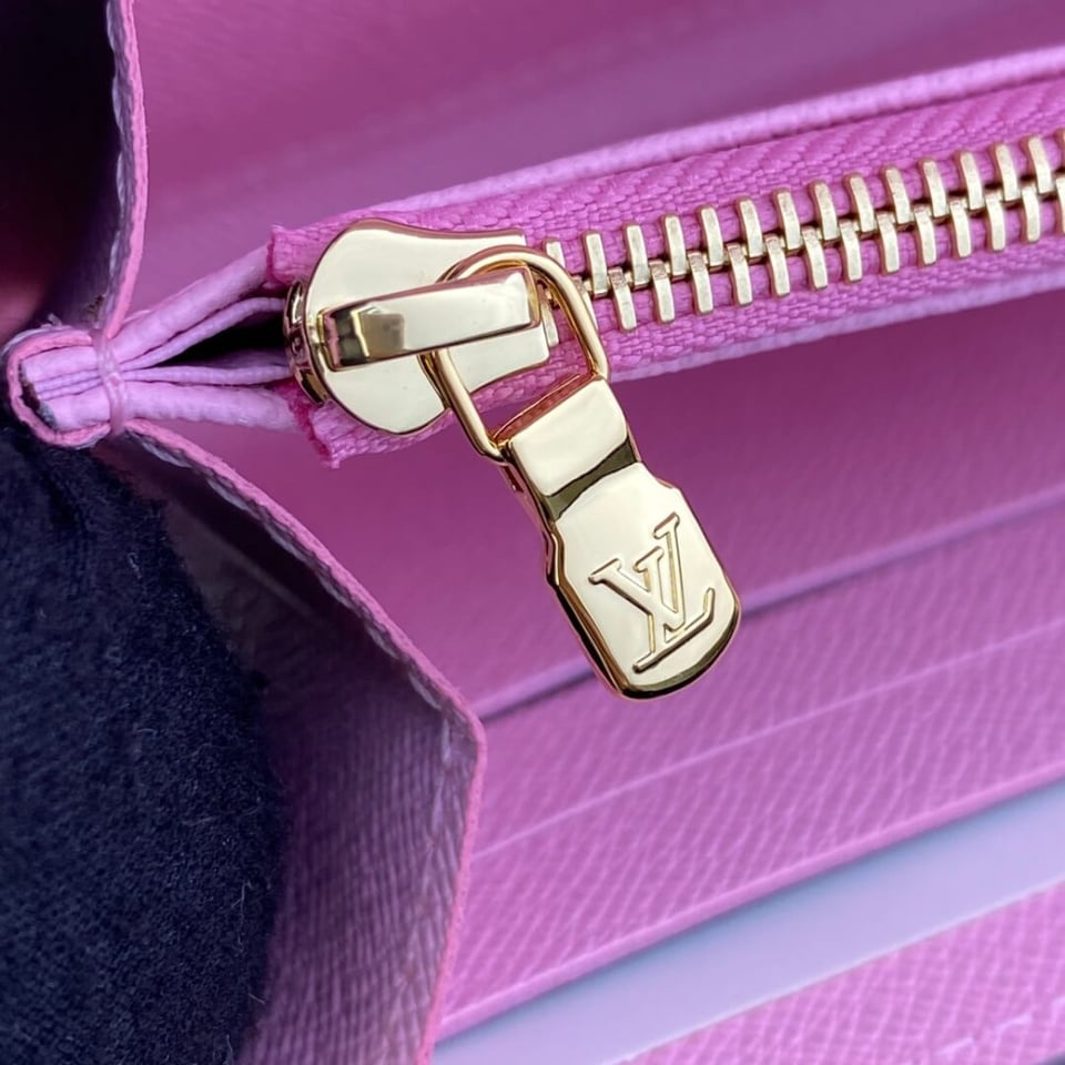 Louis Vuitton x Yayoi Kusama Sarah Wallet view 7