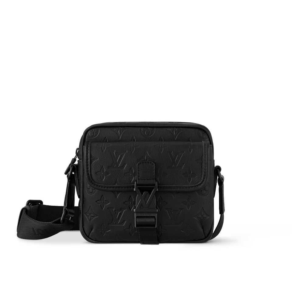 Louis Vuiiton Getaway Messenger Monogram Shadow Bag Black 20Cm view 2