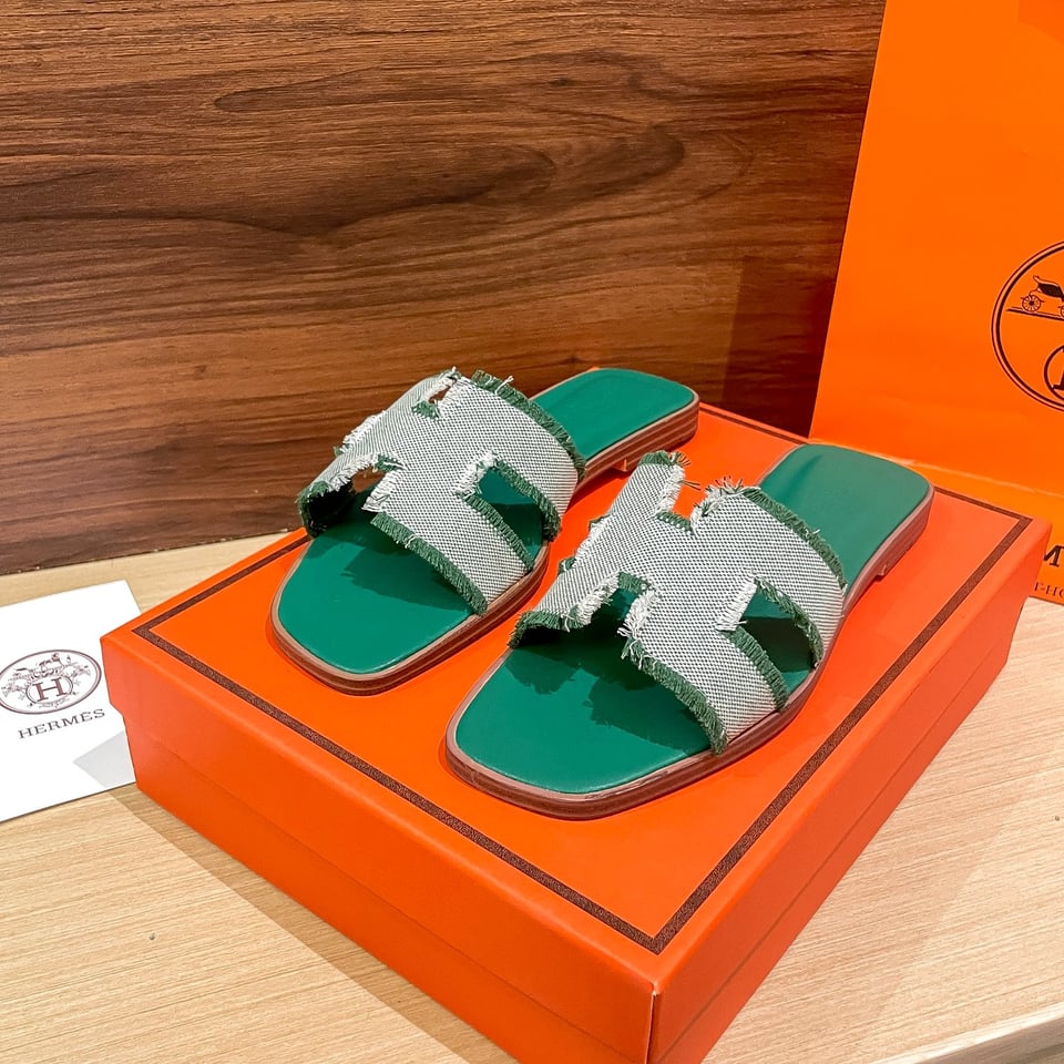 Hermes Oran Sandal Green H231095Z V1350 view 6