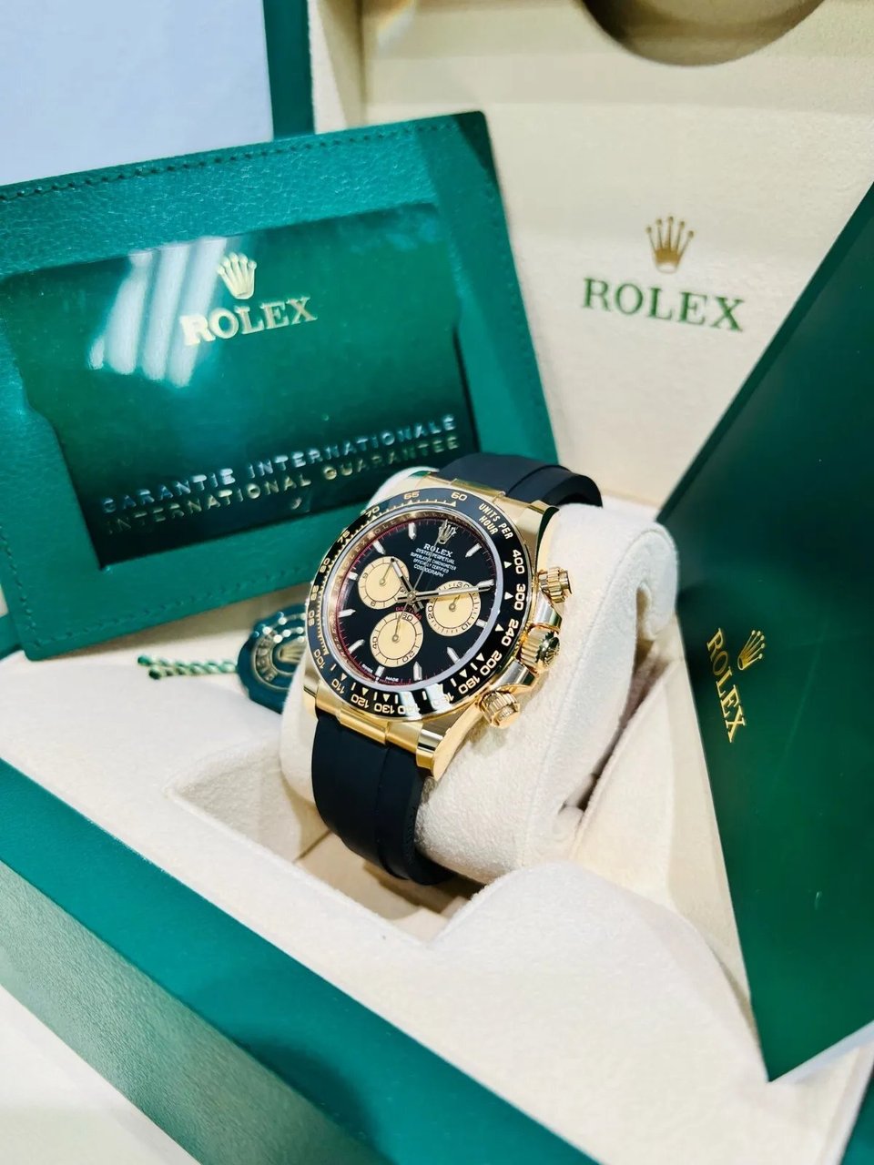 [Superclone] Rolex Daytona 40 mm Intense Black and Champagne Colour Dial 126518LN view 3