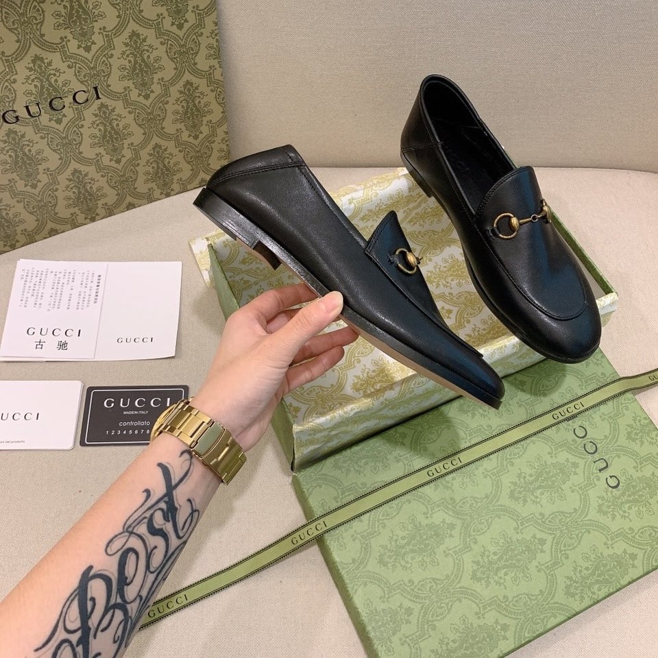 Gucci Women’S Leather Horsebits Loafers Black 414998 Dlc00 1000 view 10