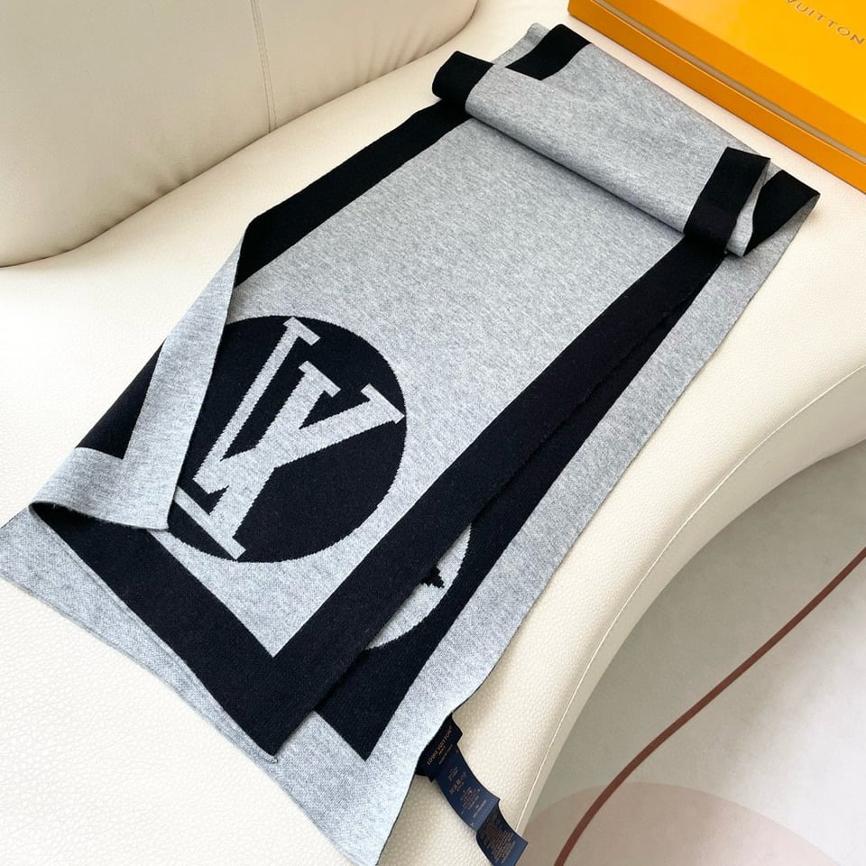Louis Vuitton Monogram Cashmere Jacquard Scarf Grey-Black For Women 180cm view 4