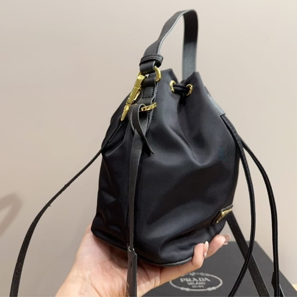 Prada Re Edition 1978 Re Nylon Mini Bag Black 16Cm view 7
