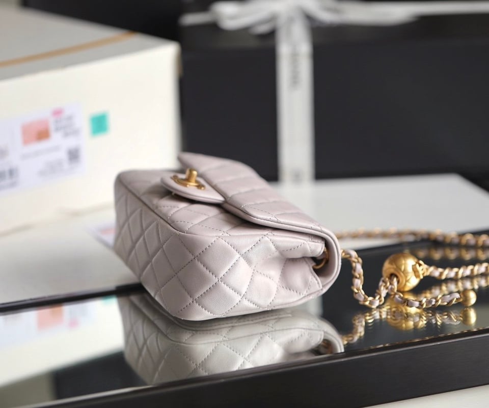 Chanel Quilted Mini Flap Bag Cream 18Cm/7in view 4