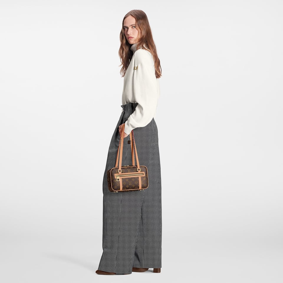 Louis Vuitton Cite Bag Monogram Brown 25Cm M46321 view 3