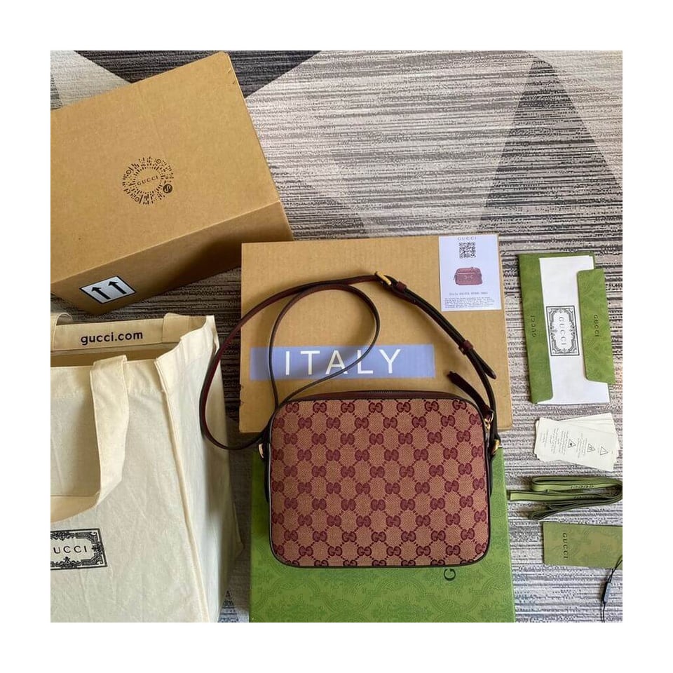 Gucci Horsebit 1955 Small Bag in Burgundy view 6