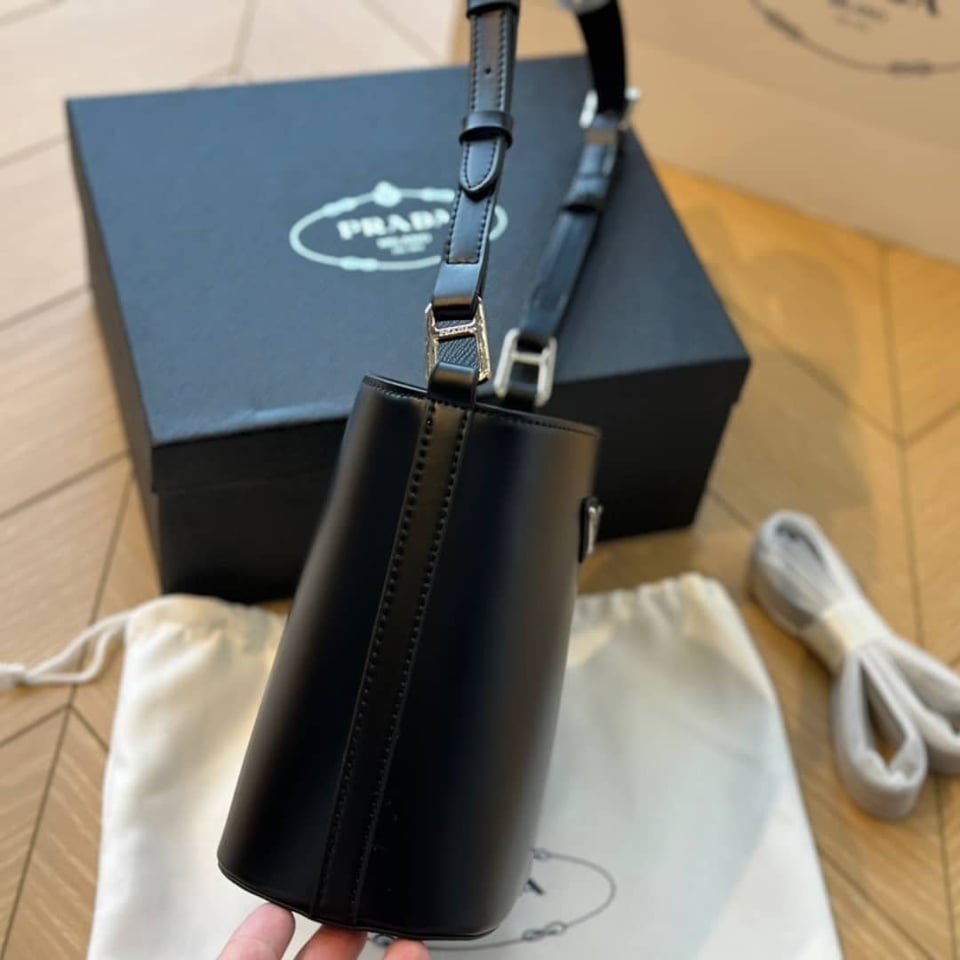Prada Spazzolato Bucket Bag Black 17Cm view 6