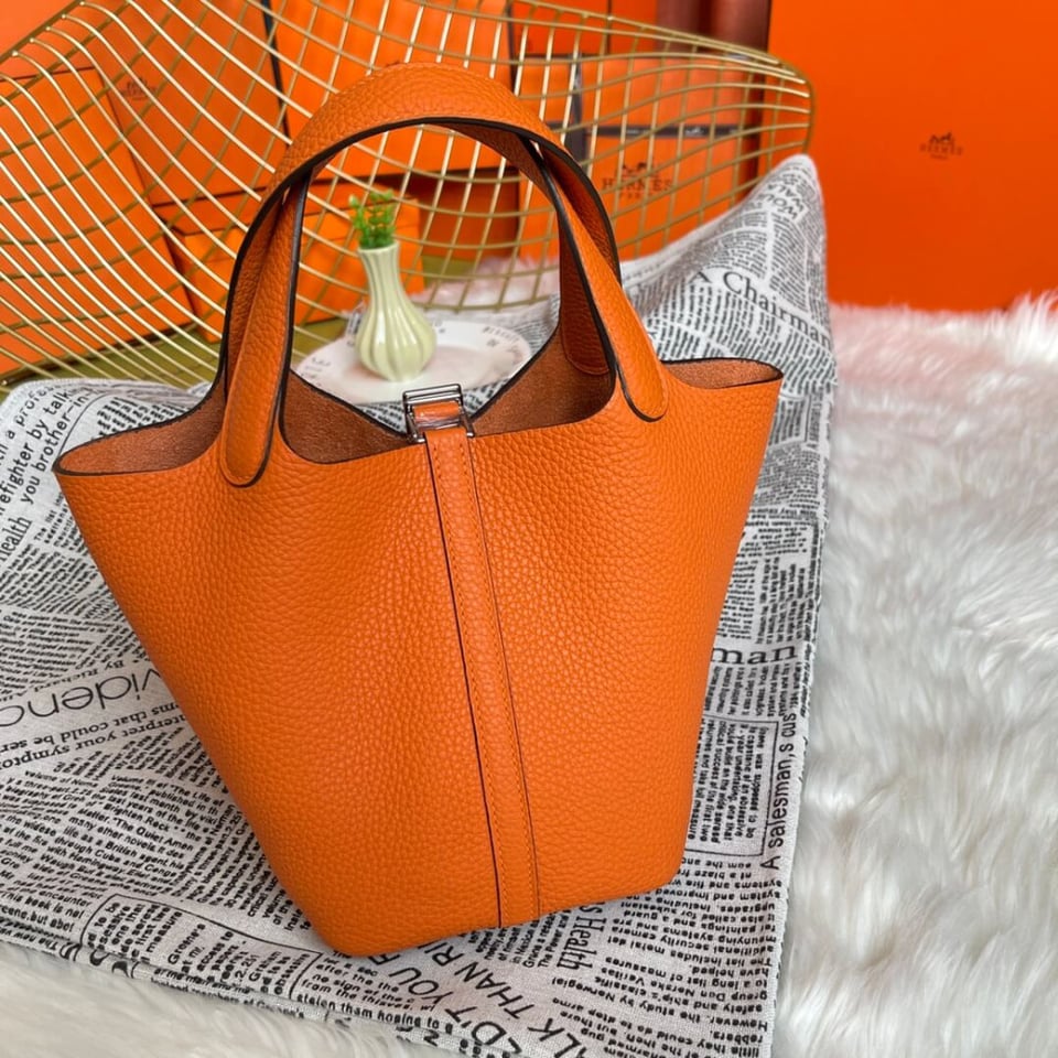 Hermes Picotin Lock Bag In Taurillon Clemence Orange 22Cm view 4