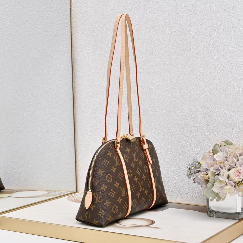 Louis Vuitton Squire PM Bag 30cm M28951 view 3