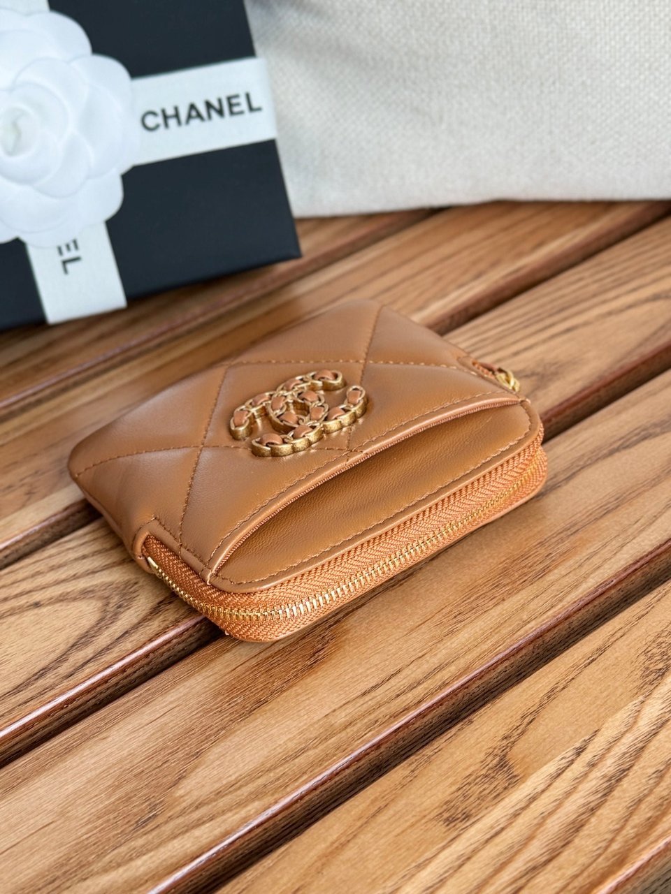 Chanel 19 Zipped Coin Purse 11Cm Brown Lambskin Gold Hardware view 4