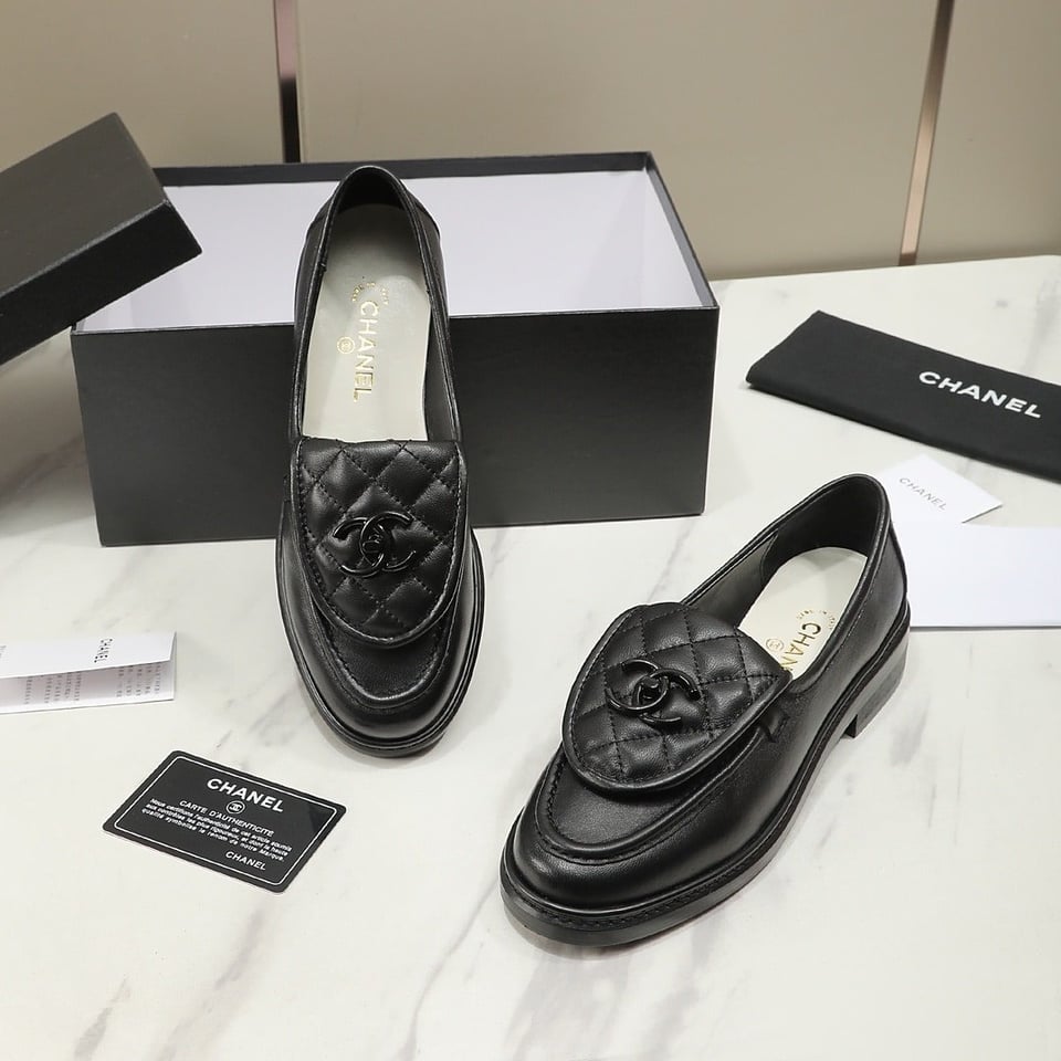Chanel Cc Nib Turnlock Moccasins Flat Loafers Black view 4