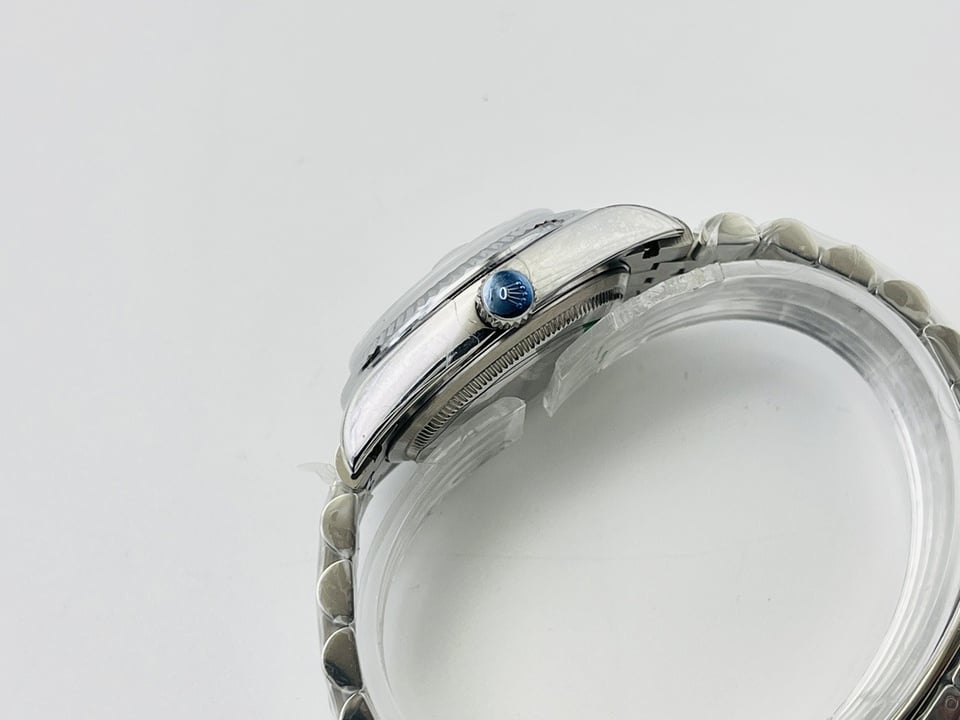 Rolex Datejust 36mm Palm Motif Dial 126234-0047 view 8