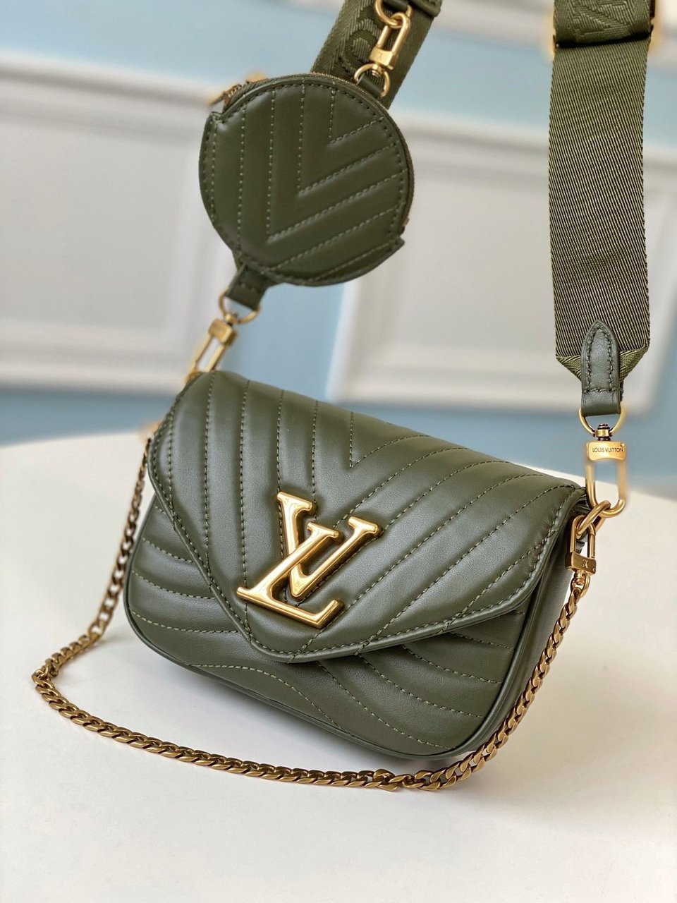 Louis Vuitton New Wave Multi Pochette Khaki Green 20cm/7.9in M56471 view 4