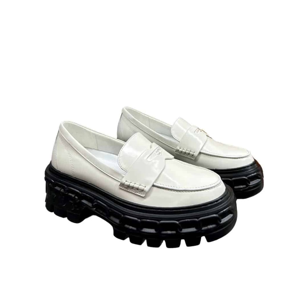 Louis Vuitton Lv Record Loafer White view 2