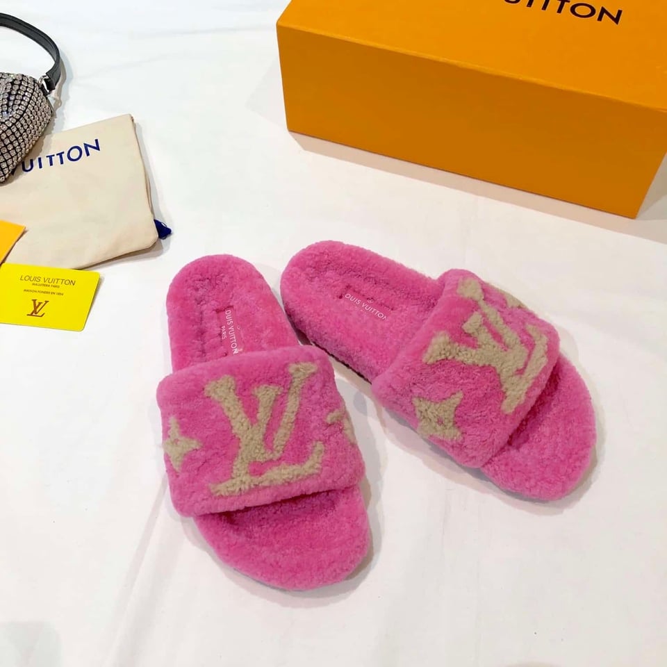 Louis Vuitton Paseo Flat Comfort Mule Pink 1A8Vfl view 11