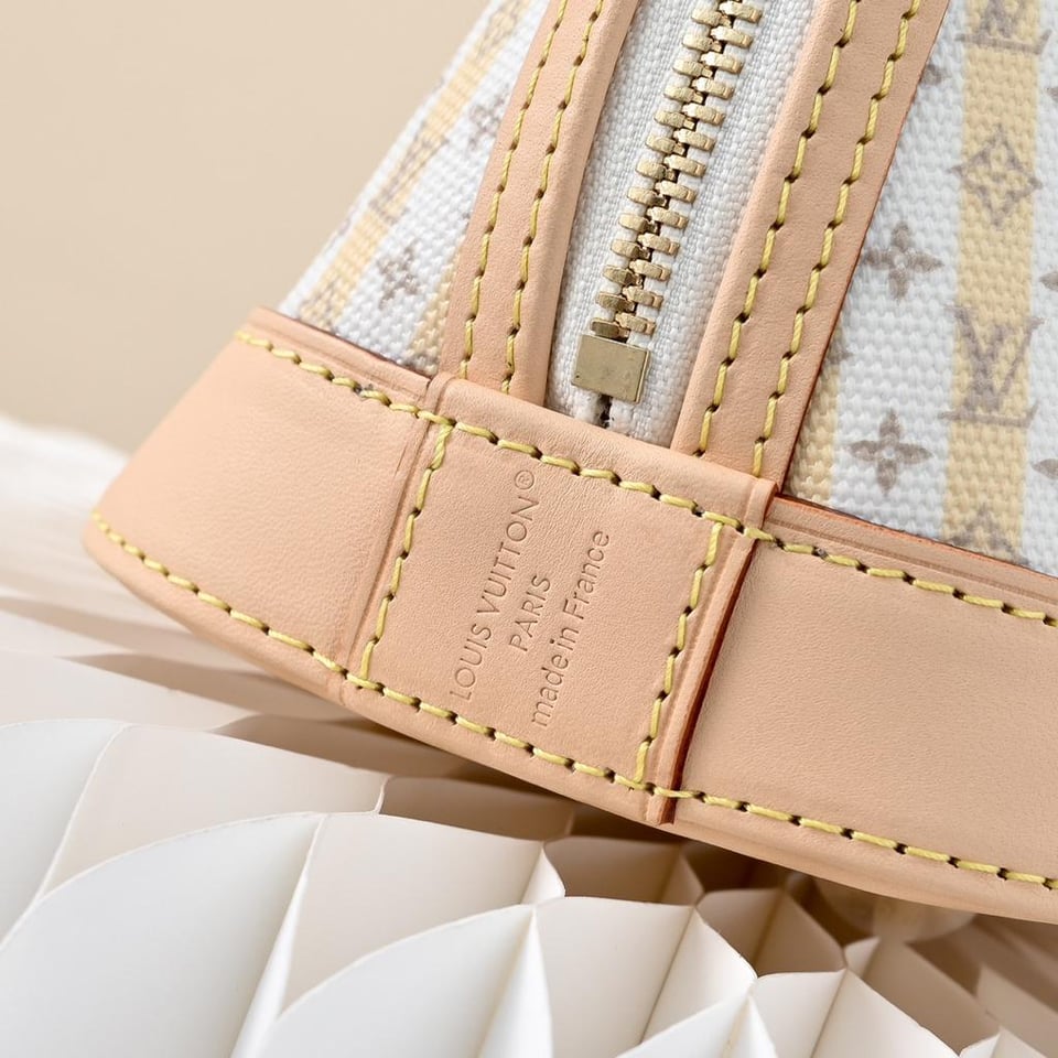 Louis Vuitton Alma BB Bag 23.5cm M28672 view 6