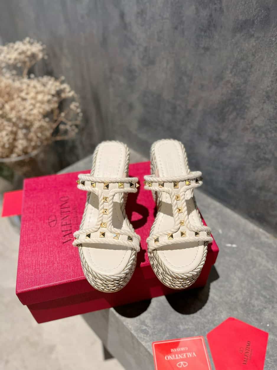 Valentino Rockstud Laminated Nappa Wedge Sandal Natural 4W2S0Gi5Dym Ybs view 5