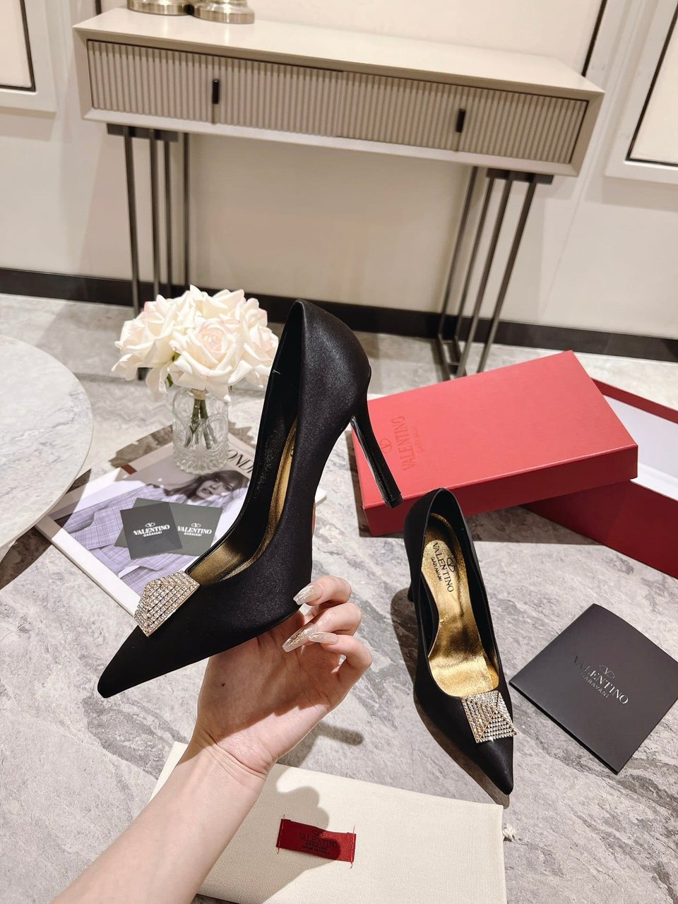 Valentino Garavani One Stud Pump With Crystals Black 1W2S0Fh8Xic Edm view 6