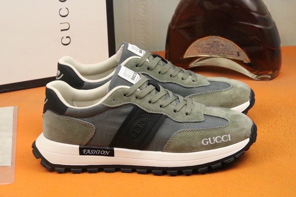 Gucci Men’S Sneaker Low Top Grey And Green view 3