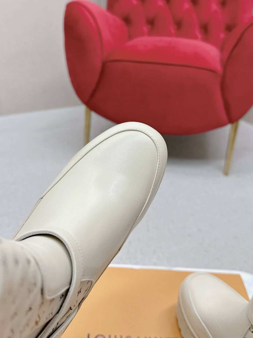 Louis Vuitton Laureate Platform Chelsea Boot Beige 1Acaa1 view 7
