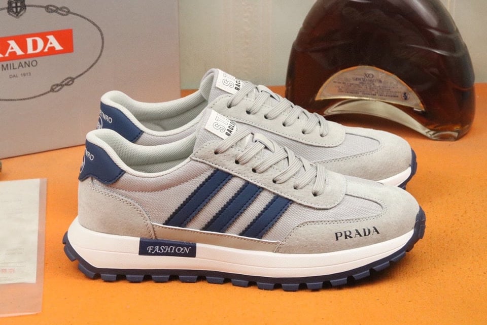 Prada Men?S Sneakers Suede With Stripe Blue view 3