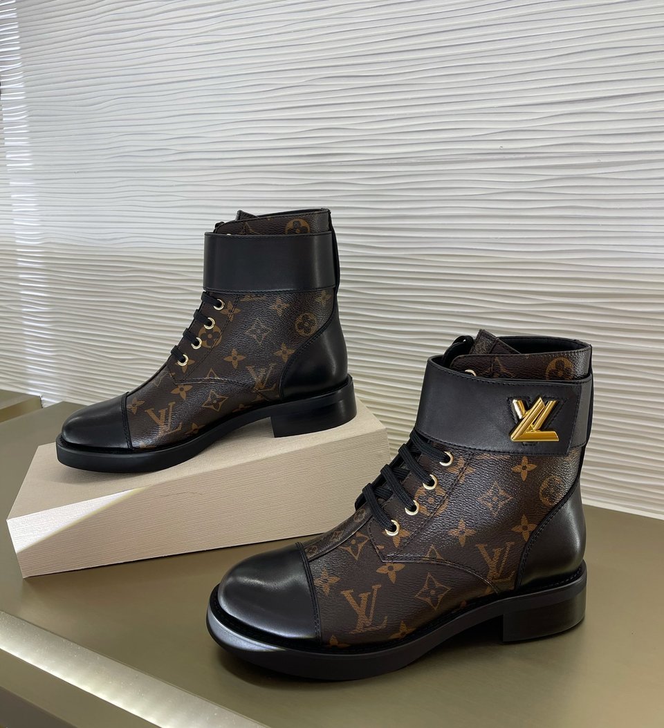 Louis Vuitton Wonderland Flat Ranger 1A2Q3Q Brown view 15