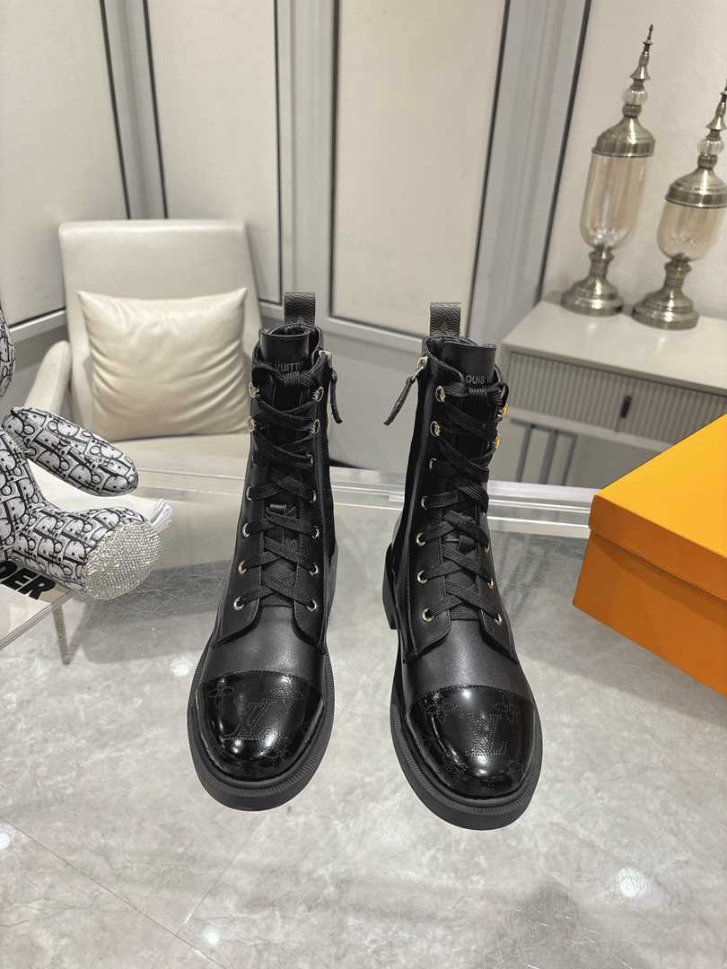 Louis Vuitton Citizen Flat Ranger Boot Leather Black view 5