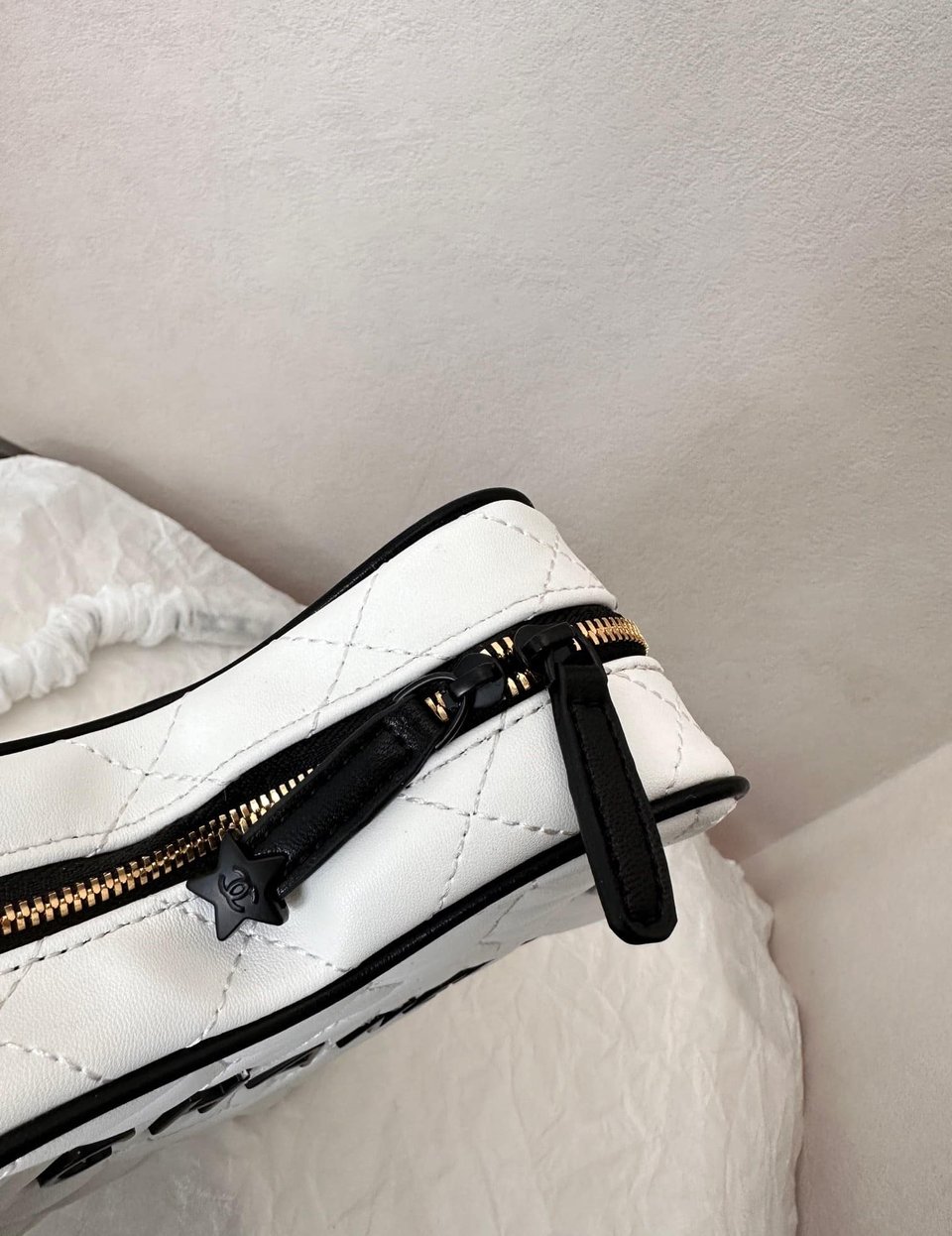 Chanel Star Hand Bag Black Metal White 22Cm/8.7in view 5
