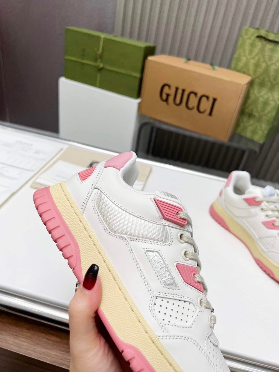 Gucci Women’S Distressed Effect Sneakers Pink view 10
