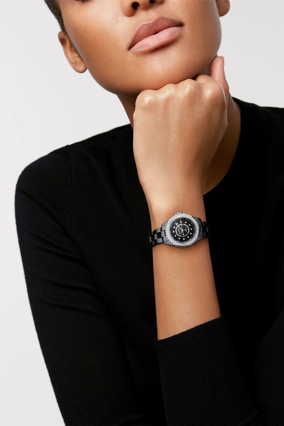 [Super Clone] Chanel J12 Watch Diamond Bezel Calibre 12.2 – 33mm Black Dial view 4