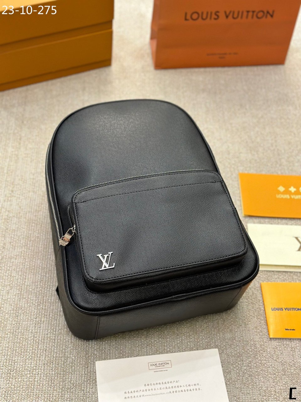 Louis Vuitton Discovery Backpack Black 42Cm view 3