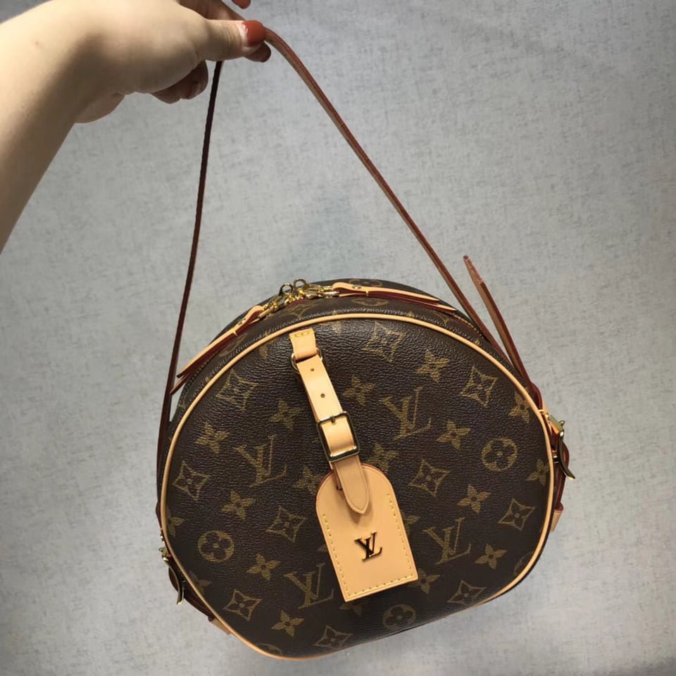 Louis Vuitton Boite Chapeau Souple Mm 22Cm view 8