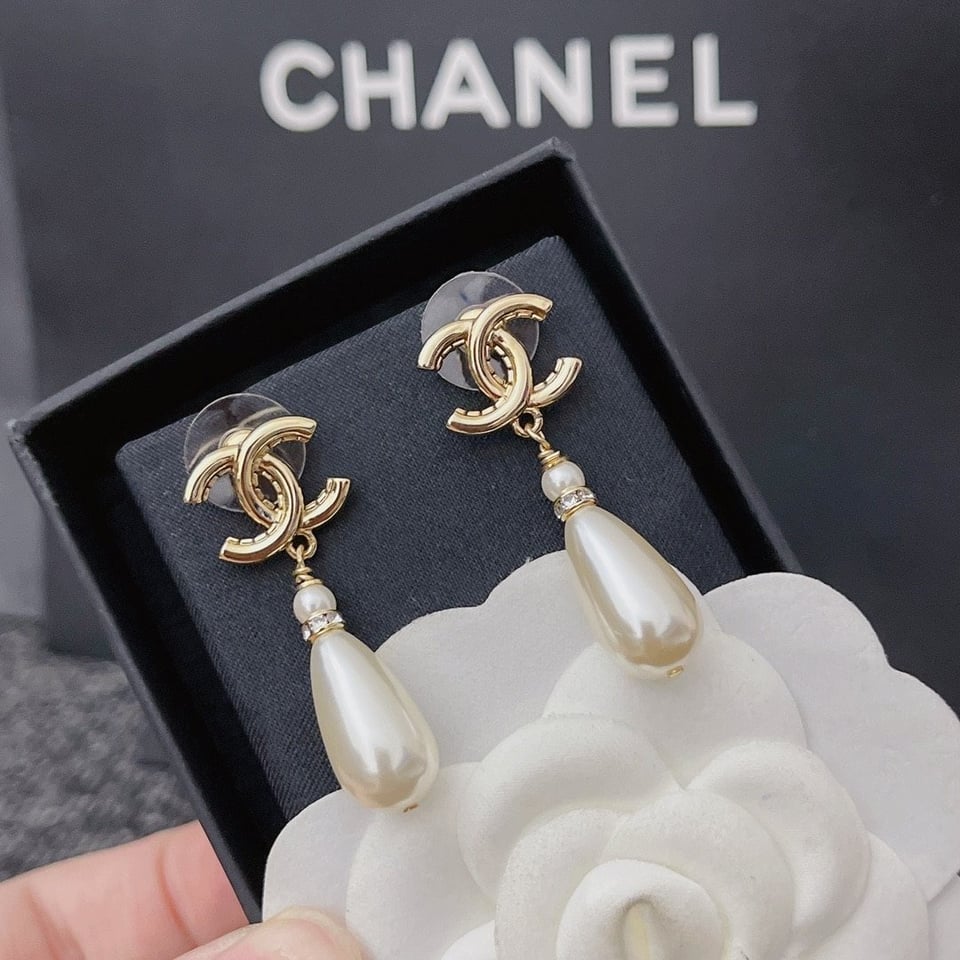 Chanel Cc Pearl Drop Earrings view 3