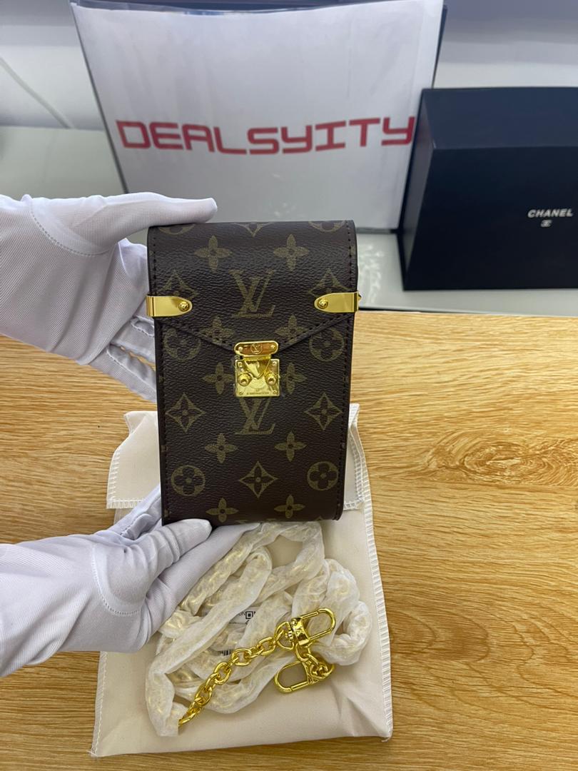 Louis Vuitton LV Phone Pouch Métis Monogram M13572 17.5cm/ 6.9in view 12