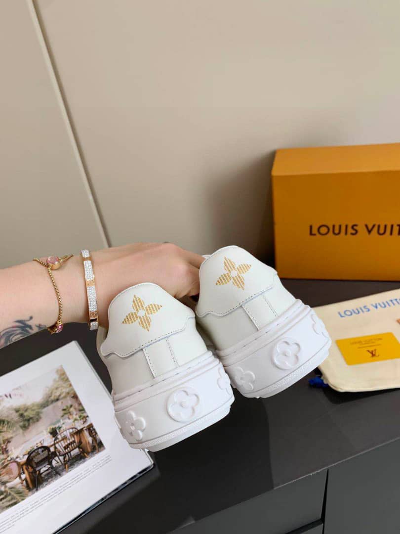 Louis Vuitton Time Out Sneaker White And Yellow view 5
