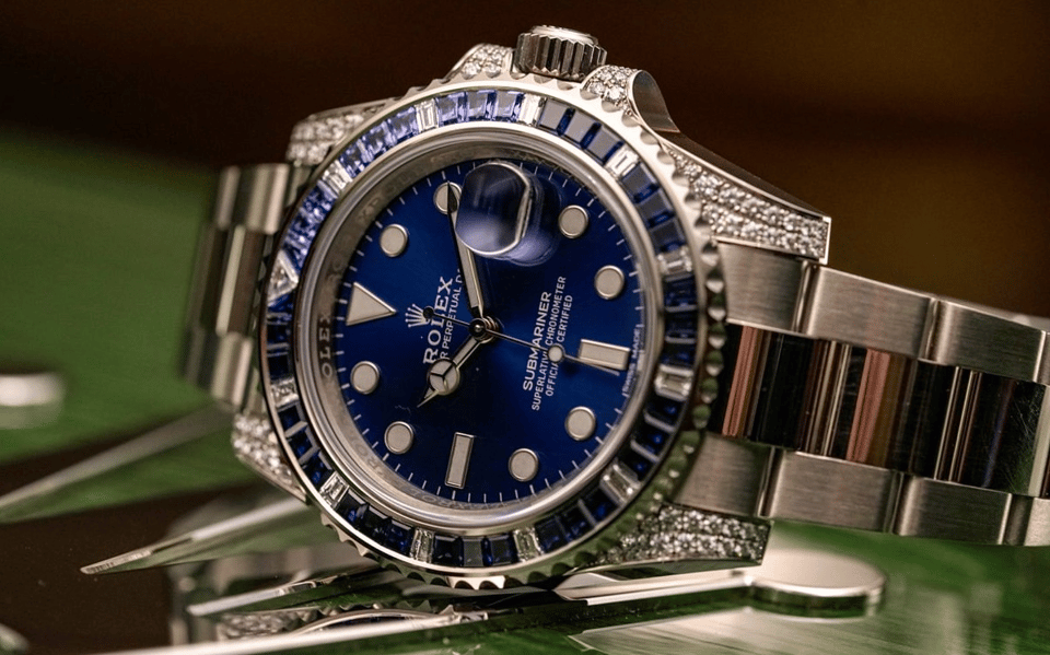 Rolex Submariner Date Watch 40mm For Men view 4
