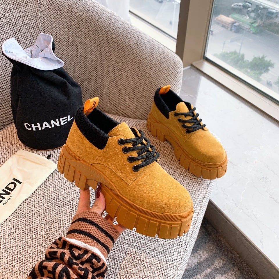 Fendi Force Leather Lace Ups Yellow view 7