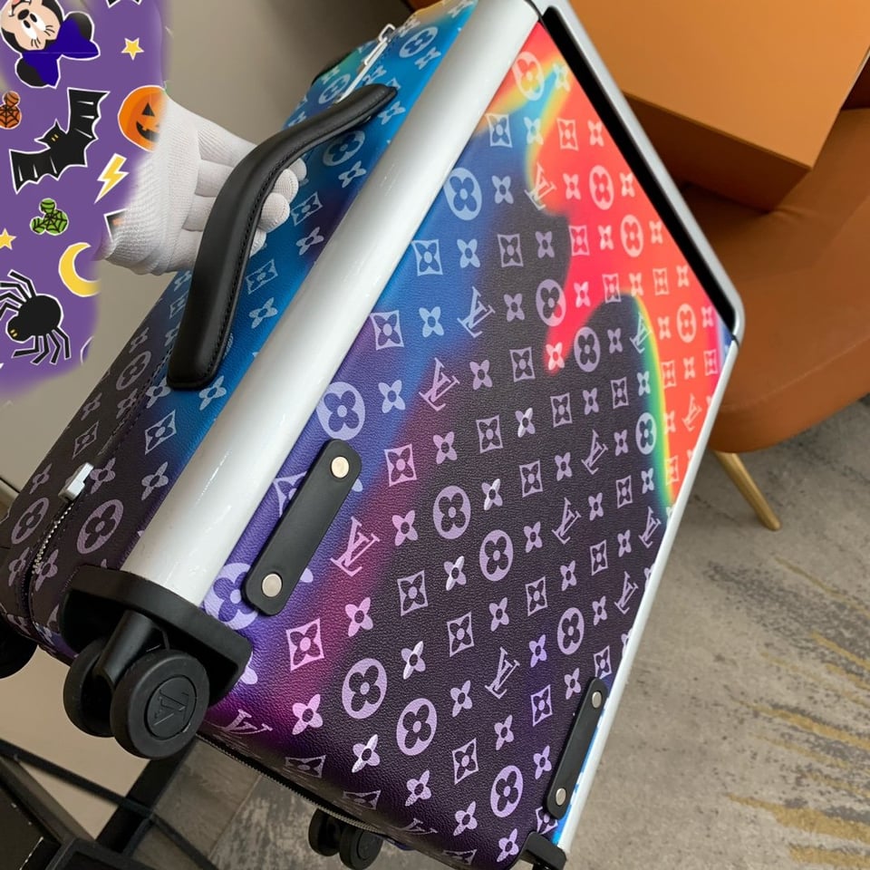 Louis Vuitton Horizon 55 Monogram Sunset Suitcase Multicolor M20462 view 5