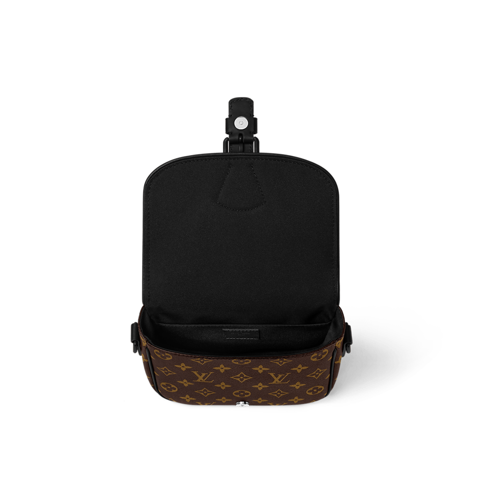 Louis Vuitton Montsouris Messenger Pm​ M47060 view 6