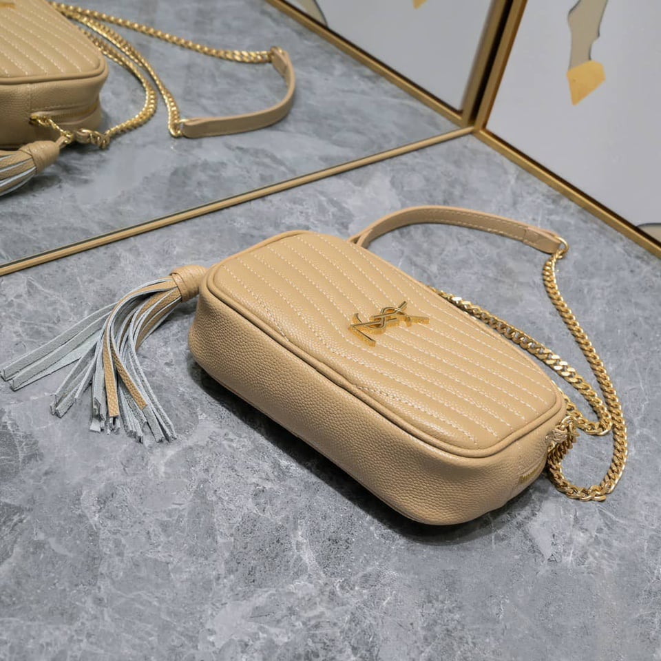 Saint Laurent Lou Camera Bag In Quilted Leather Beige 18Cm view 9