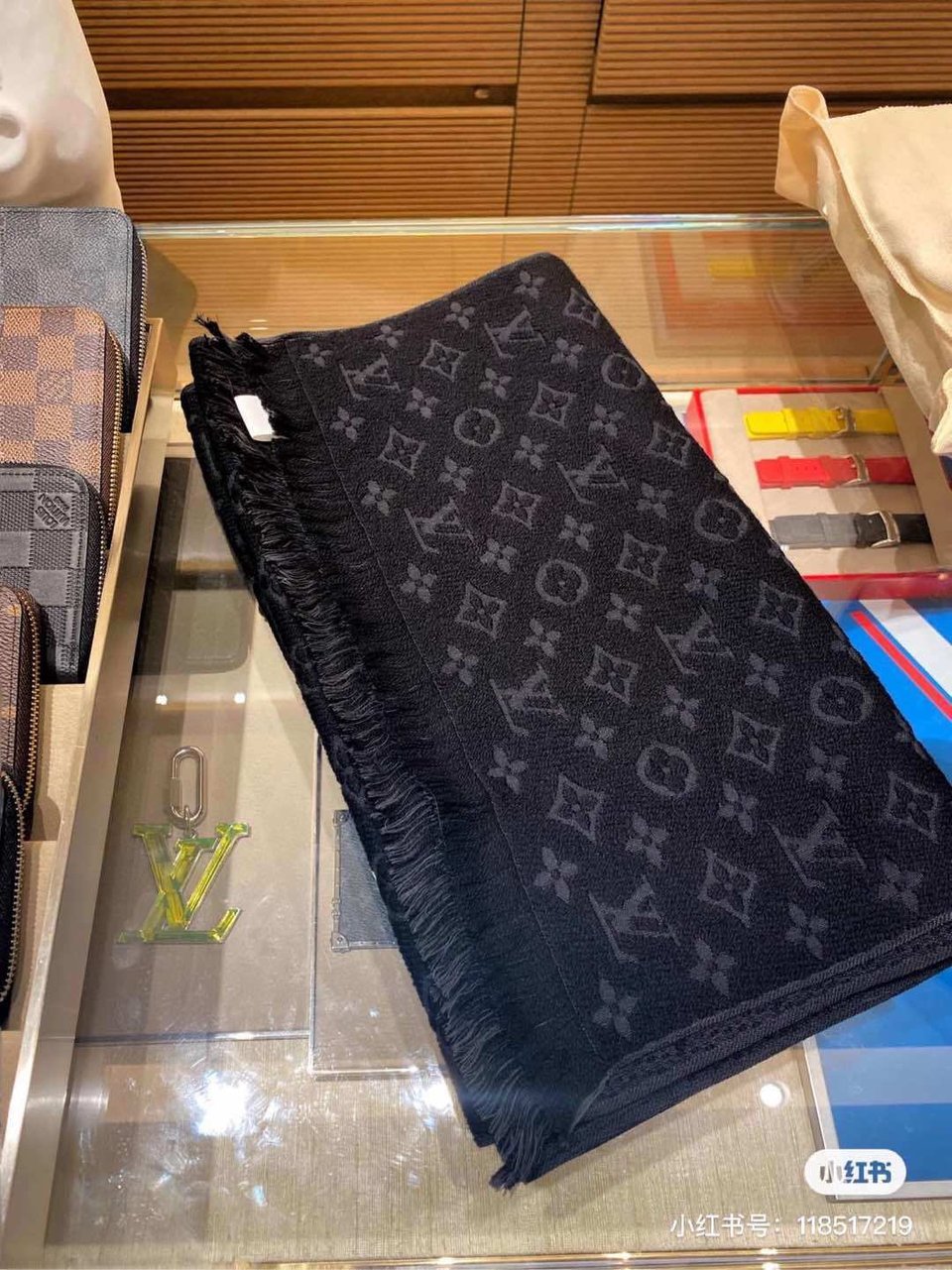 Louis Vuitton Monogram Classic Black Scarf For Women 180cm view 4