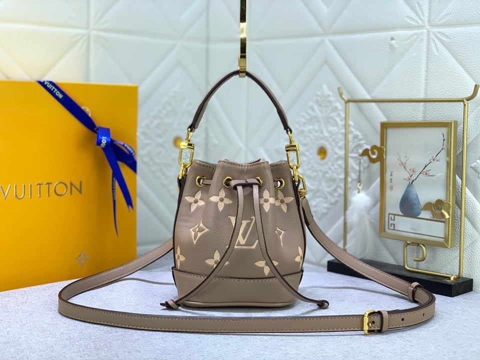 Louis Vuitton Nano No Tourterelle Gray 16Cm view 7