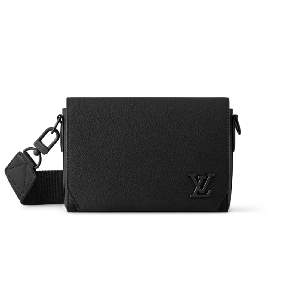 Louis Vuitton Takeoff Messenger PM For Men 22cm M24769
