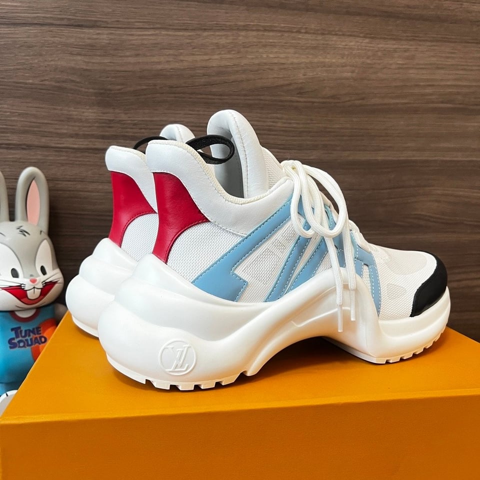 Louis Vuitton Archlight Sneaker Blue 1Abi63 view 4