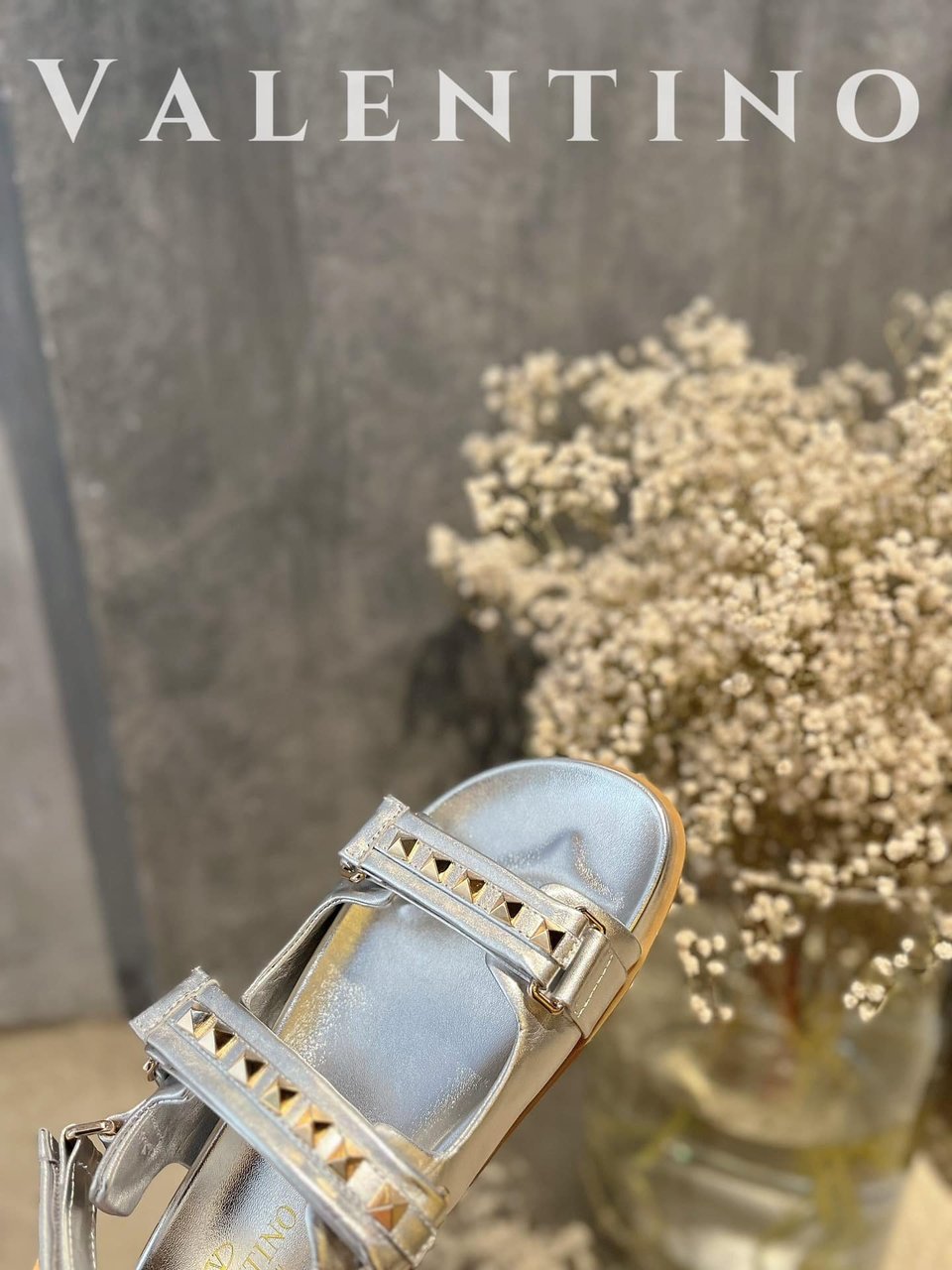Valentino Garavani Rockstud Flat Sandal In Nappa Leather For Woman In Silver view 3